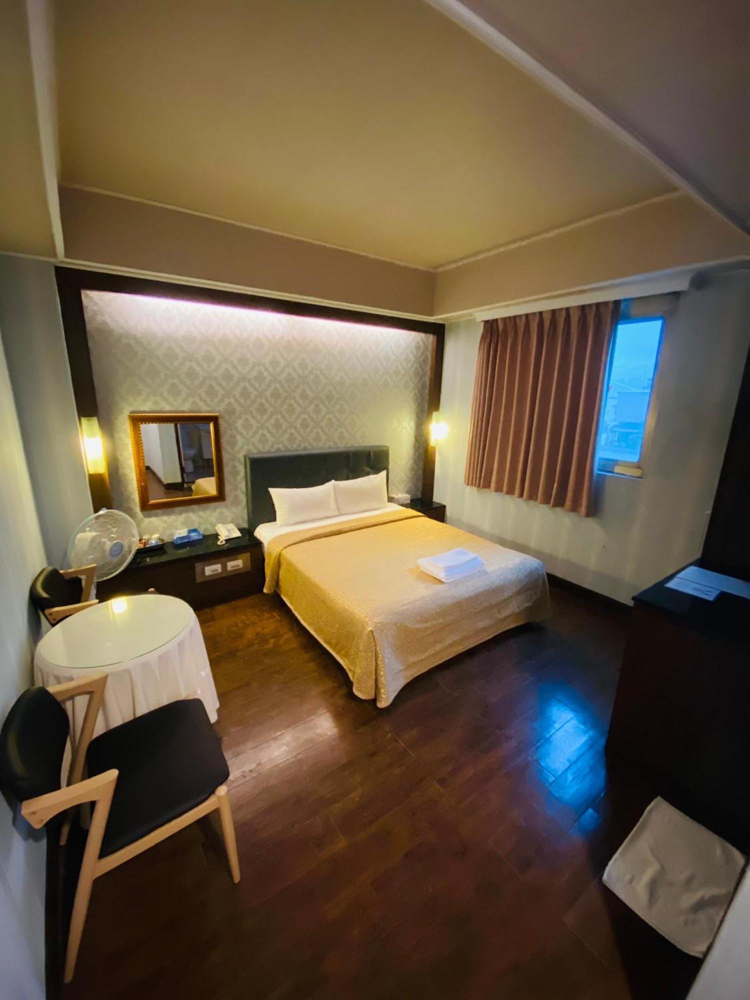 Hotel Lee-Chan Taipeh Exterior foto